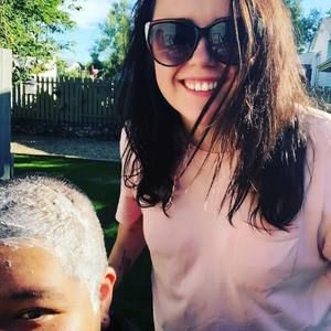 Meet your Posher, Laura